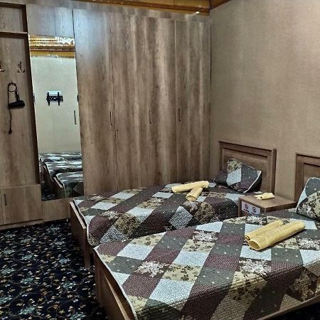Uvaysiy Family Guest House Marghilon 外观 照片
